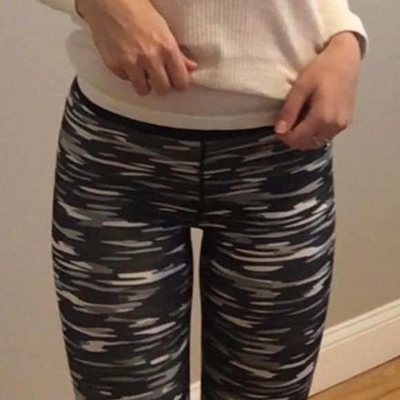 Nike Pro Camo Crop Leggings Tights (Capris) - Picture 4 of 5